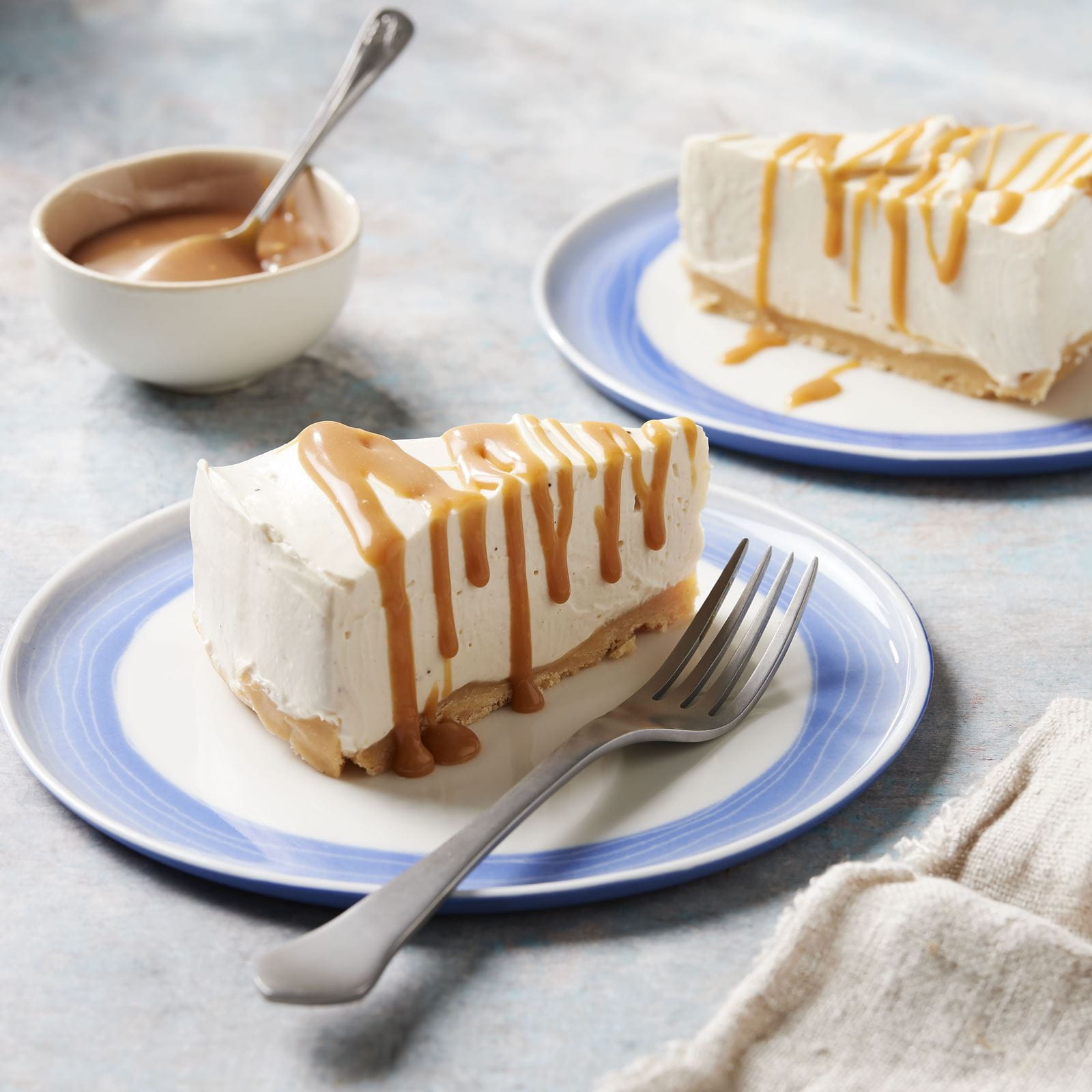 recipe image Cinnamon Irish Cream No-Bake Cheesecake