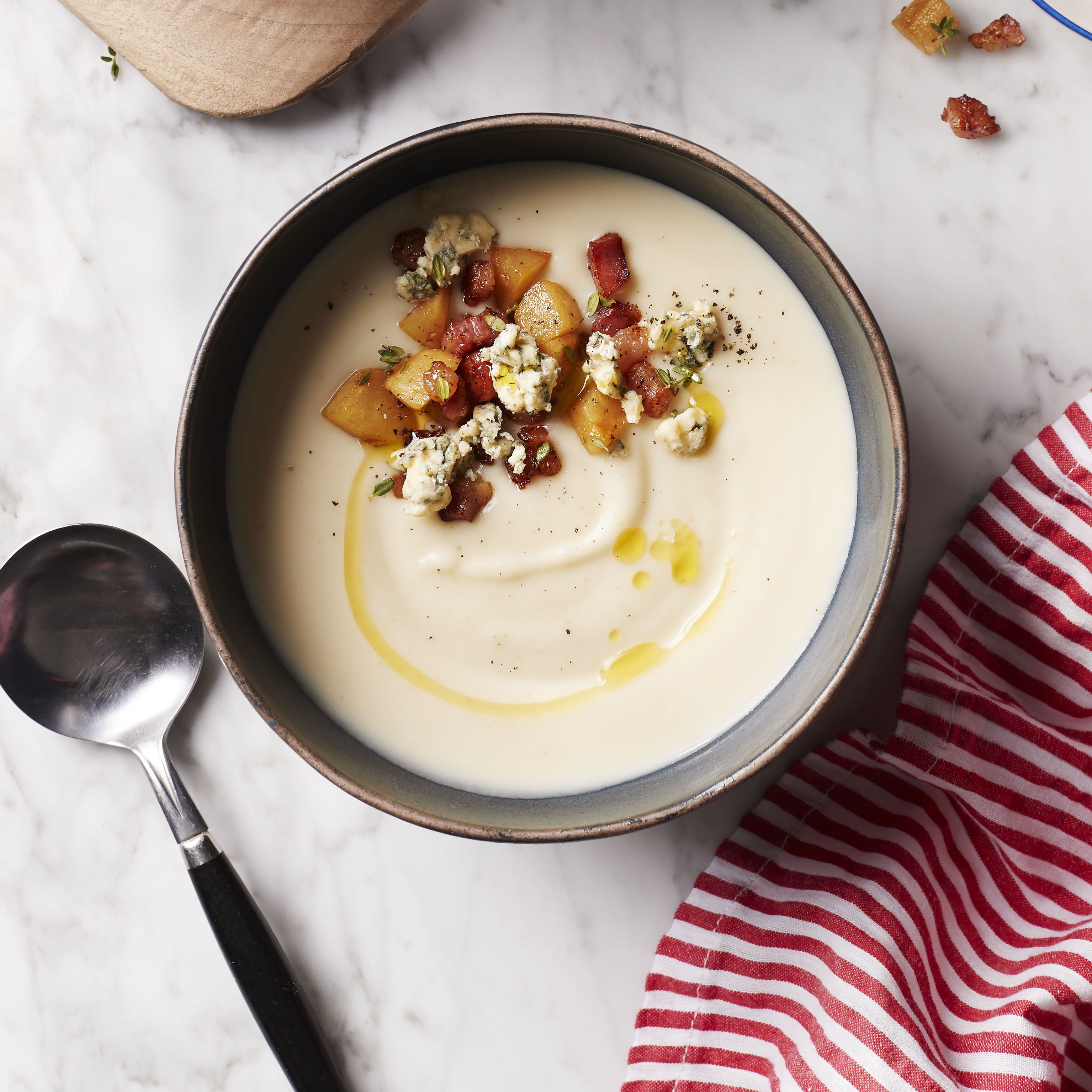 recipe image Parsnip, Potato, Pear and Stilton Soup